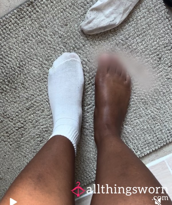 Watch Me Do My Pedicure
