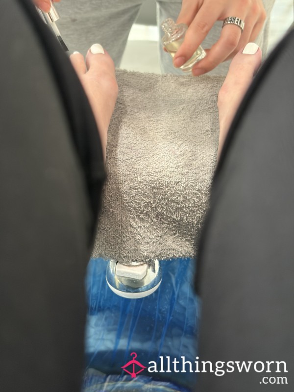 Watch Me Get A Foot Rub At The Nail Shop