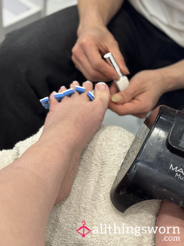 Watch Me Get A Pedicure.. 🦶🏼