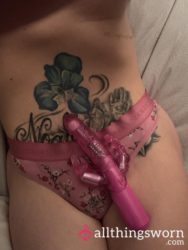 Watch Me Have A Play With My Vibrator