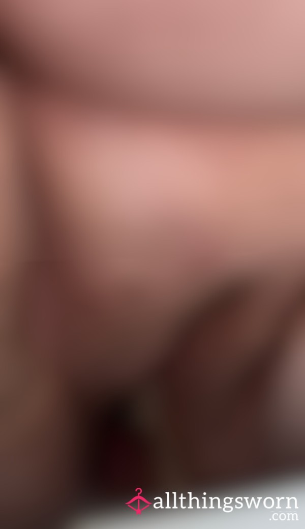 Watch Me 🍋 In The Toilet - Close Up😏