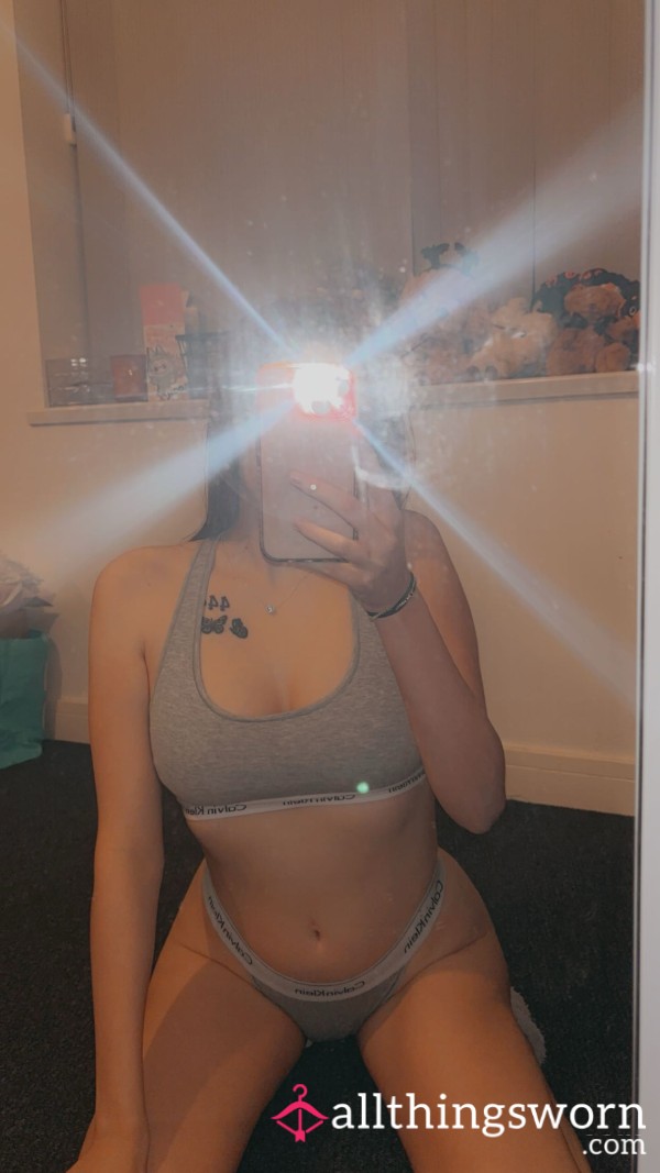 Watch Me M*sturb*te On My Sofa💦