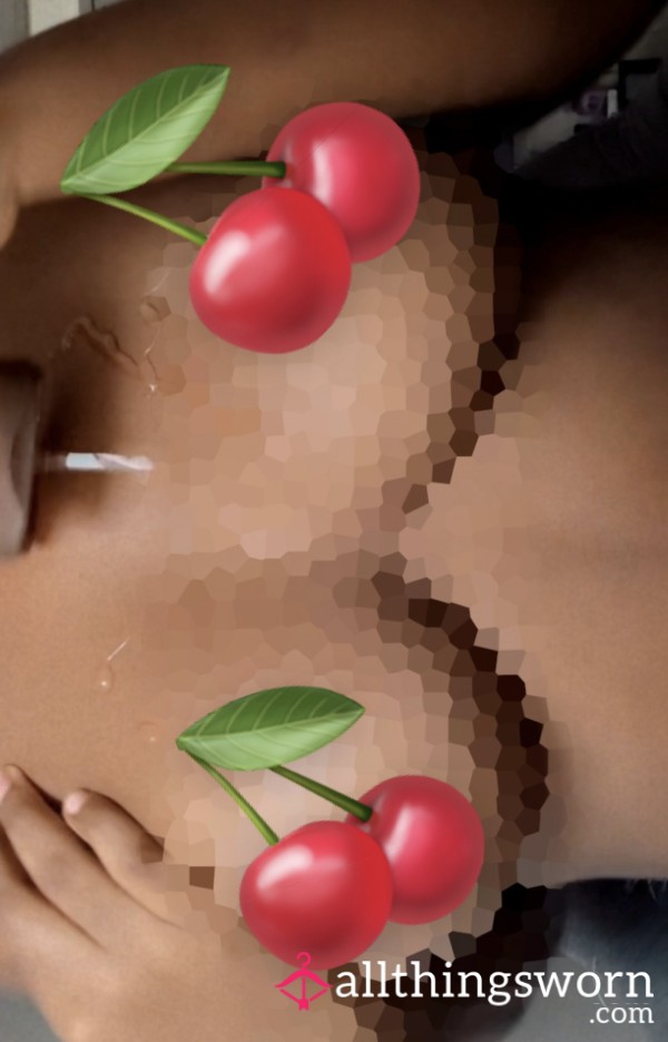 Watch Me Oil My🍒 And Ma**age Them- 1min Vid🙈