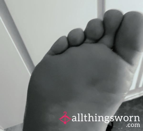 Watch Me Oil My Tootsies 💦