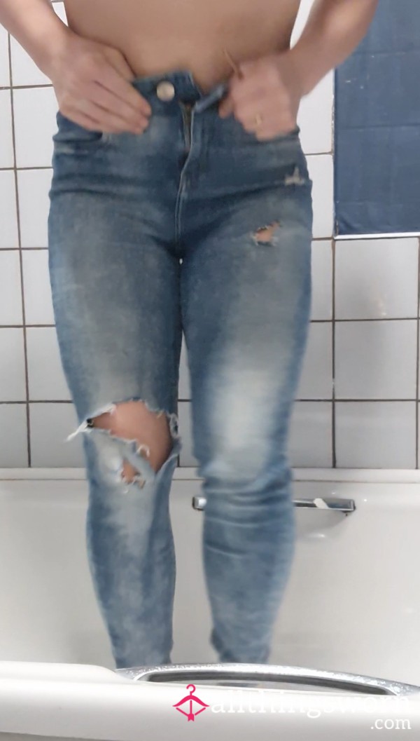 Watch Me P** Myself In Bright Blue Jeans 🥵