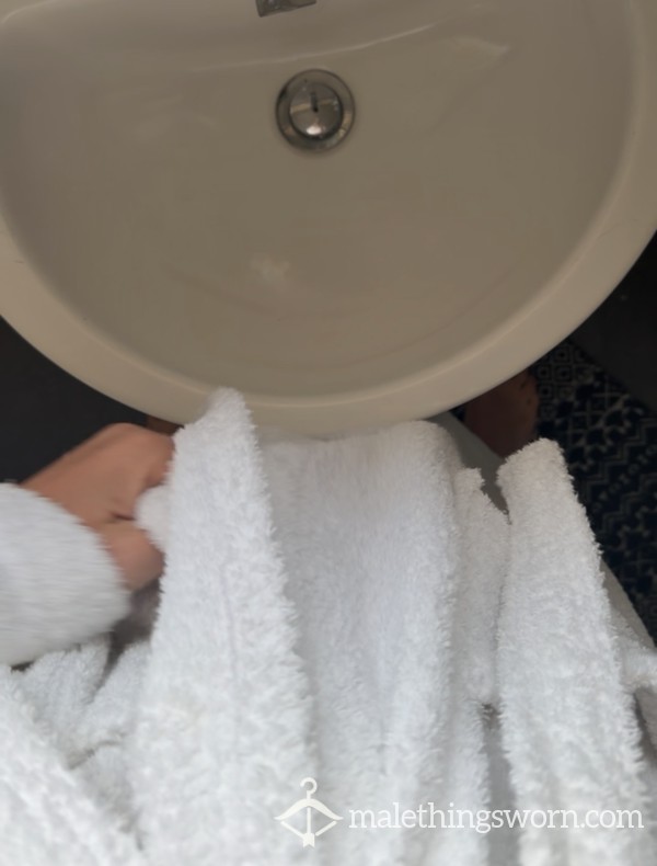 Watch Me Pi*s In The Sink 💦🌶️