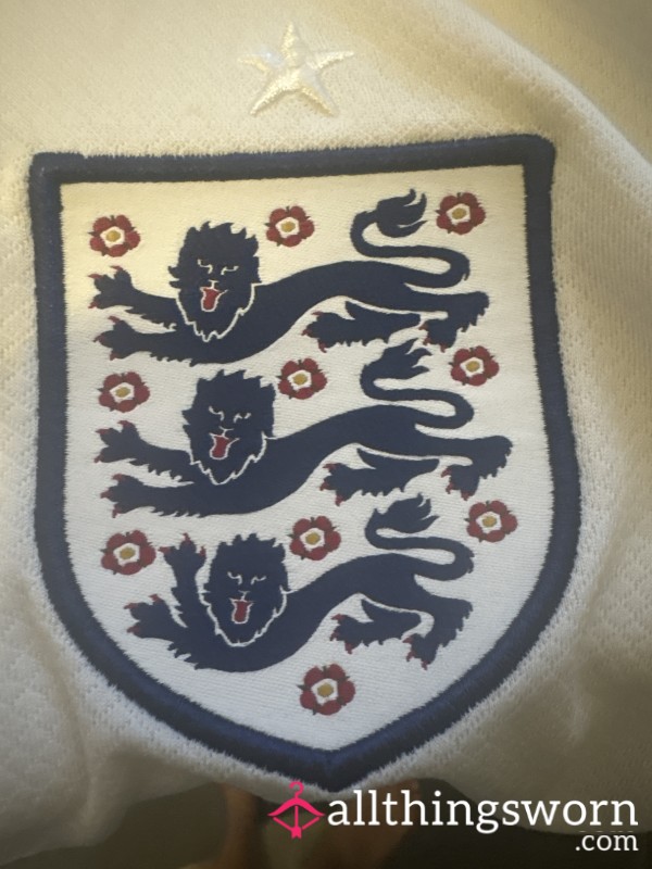 Watch Me Play With My England Top On