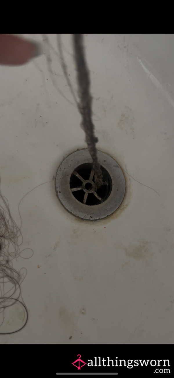 Watch Me Pull My Luscious Hair Out Of My Dirty Bath Plug Hole😍