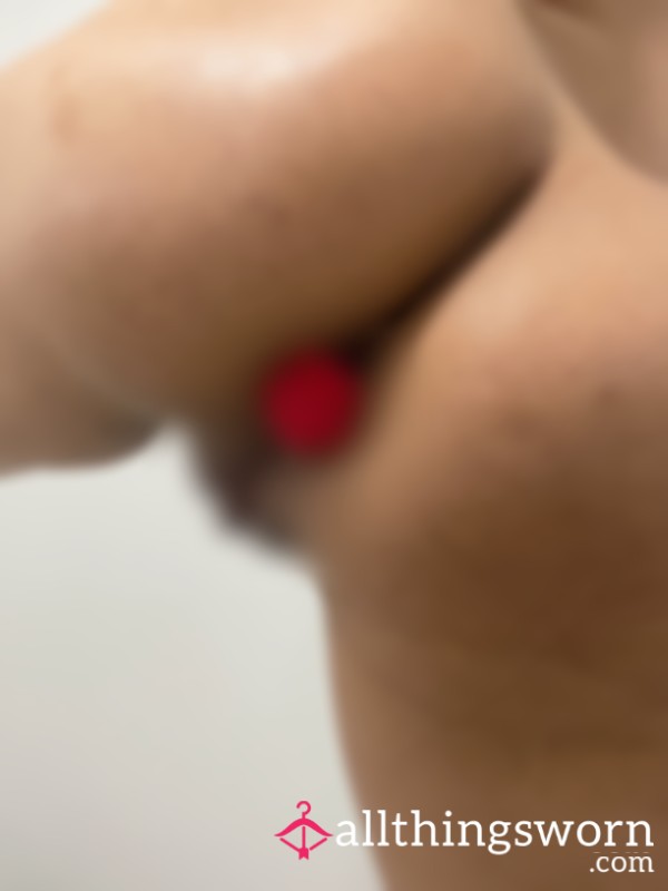 Watch Me Push An A**l Plug Out Without Using Hands!
