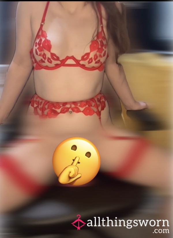Watch Me Ride This 7inch Di**o😈 (1min57)