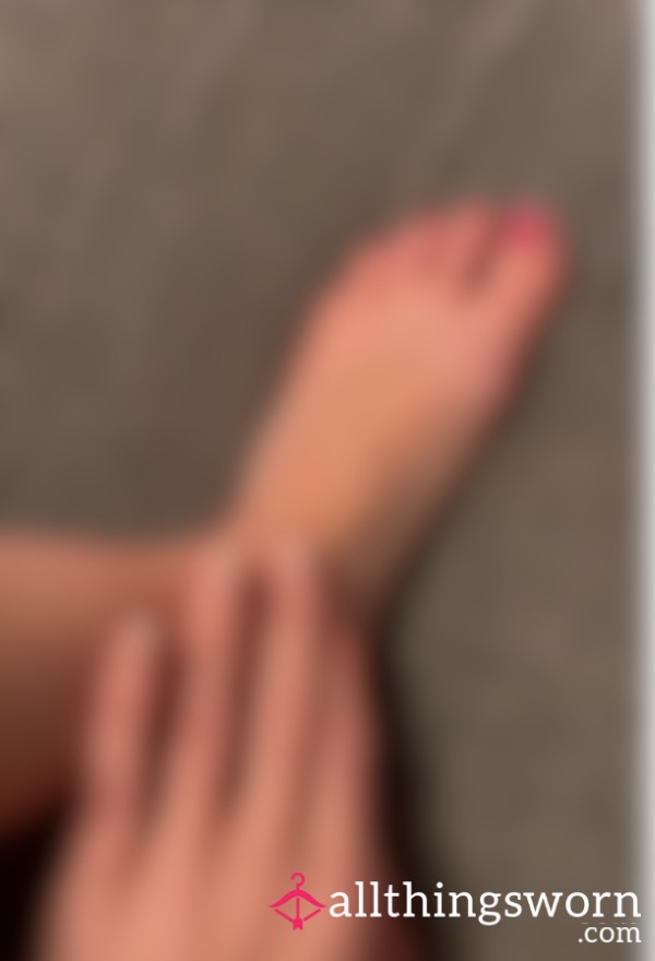 Rubbing My Foot For Your Pleasure