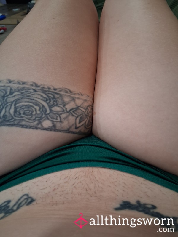 Watch Me Shave My Pubes!