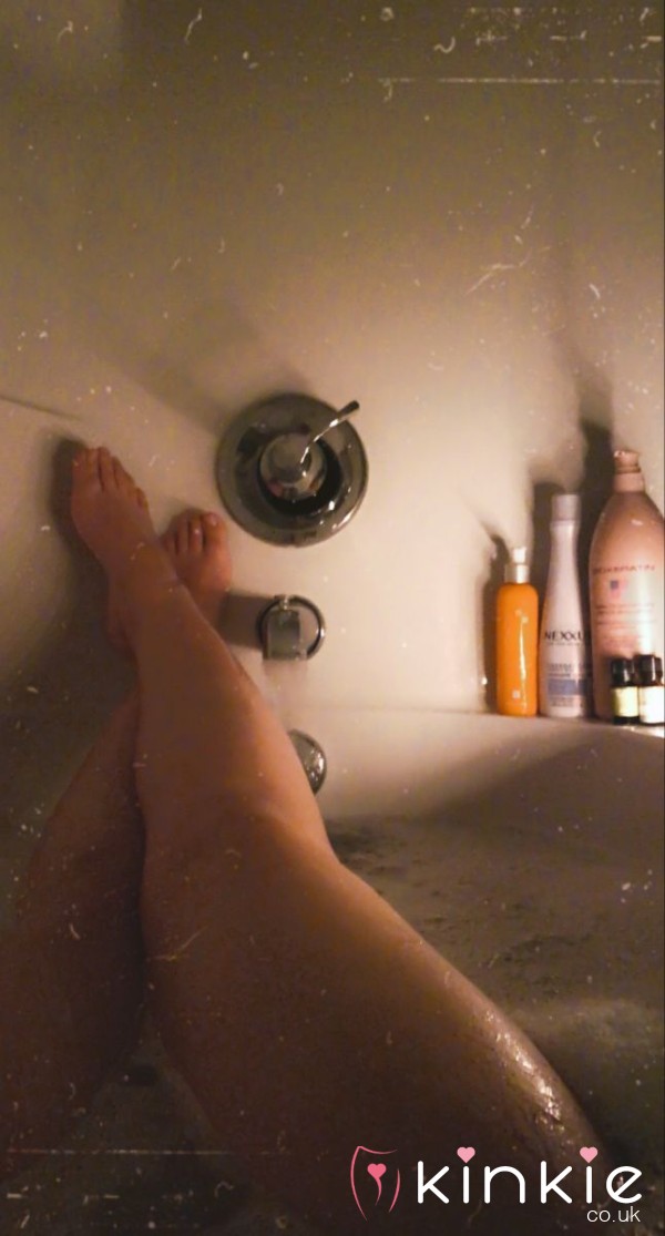 Watch Me Take A Bath 🥵🥵