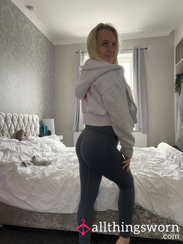 Watch Me Undress For You. Full Nude!