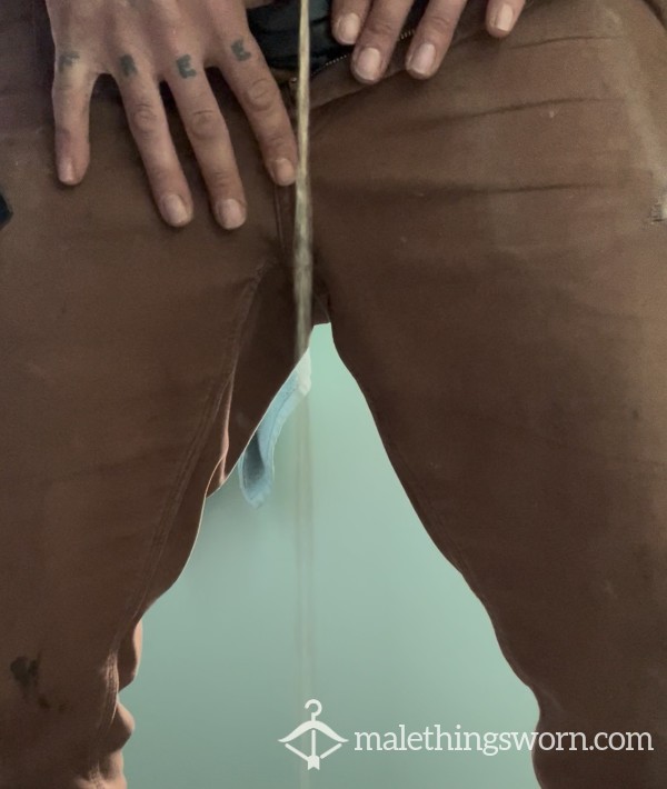 Watch Me Use My Favorite Urinal (YOU)