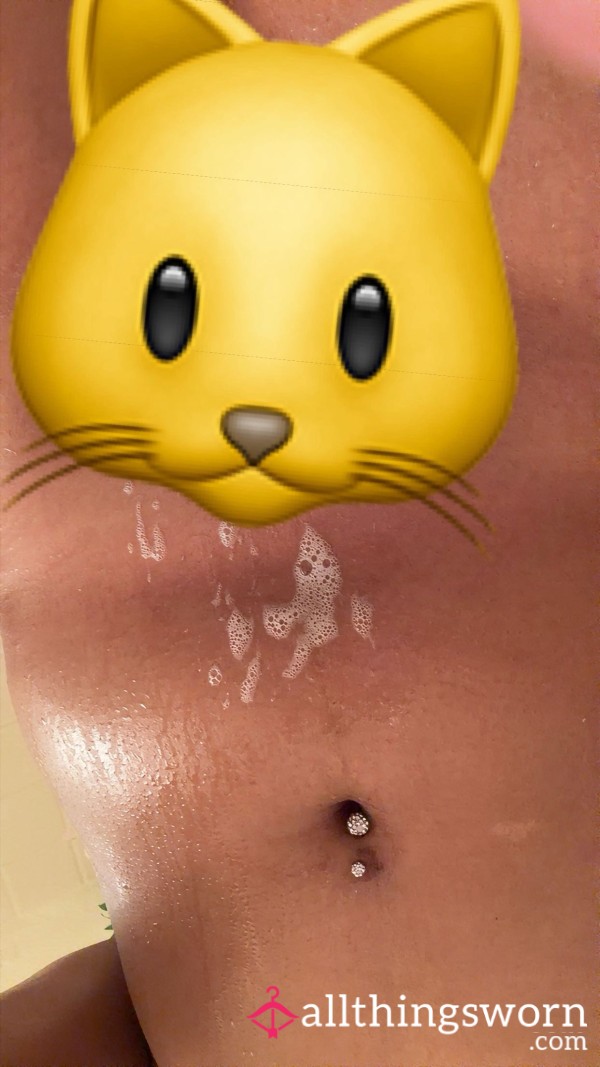 Watch Me Wash My 🐱