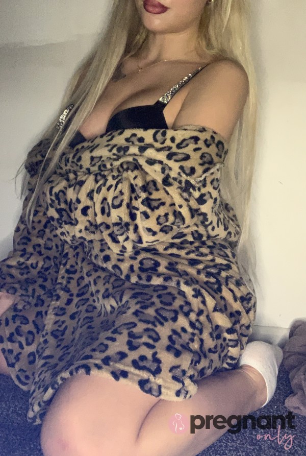 Watch My Boyfriend Get Me Pregnant
