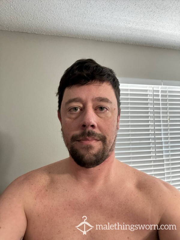 WATCH MY CUCK BEAT HIS BALLS