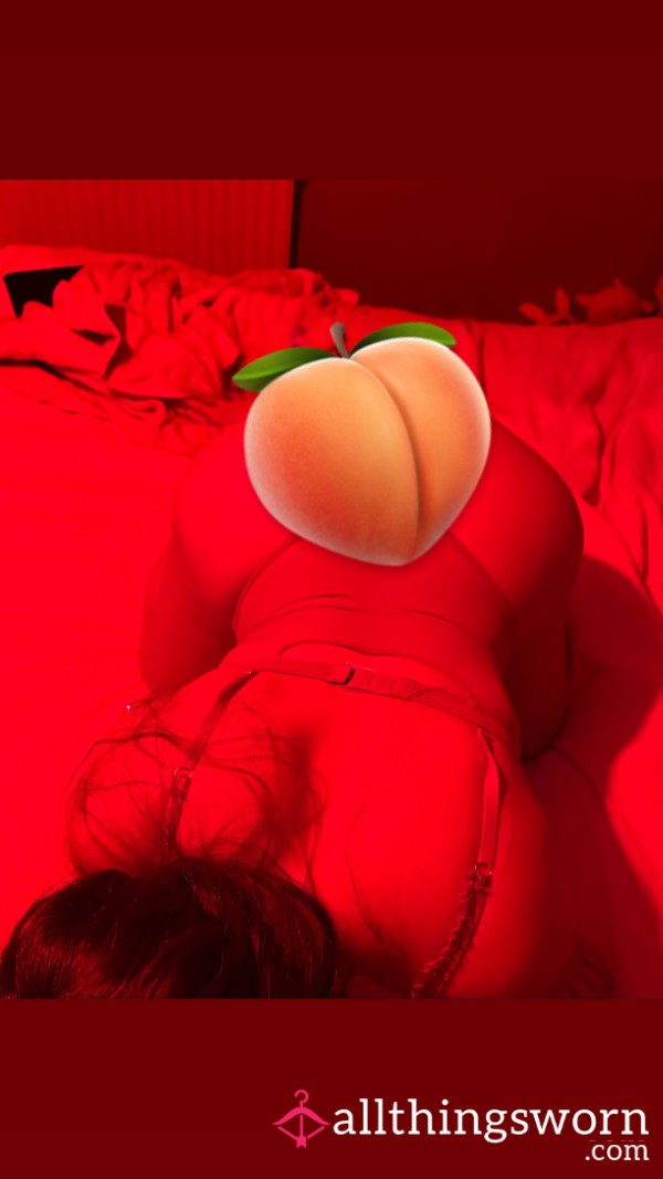 Watch My Fat A** Bounce And Jiggle..🤭