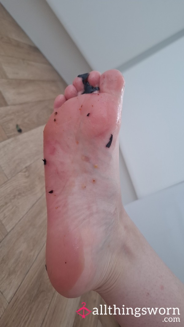 Watch My Feet Destroy Blueberries