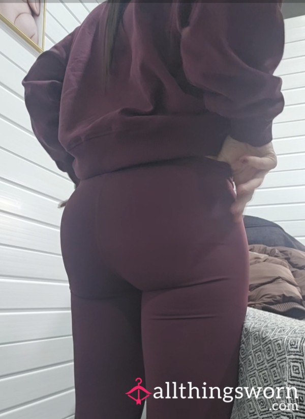 Watch My Juicy Booty Get Its Daily Vitamin  Dose