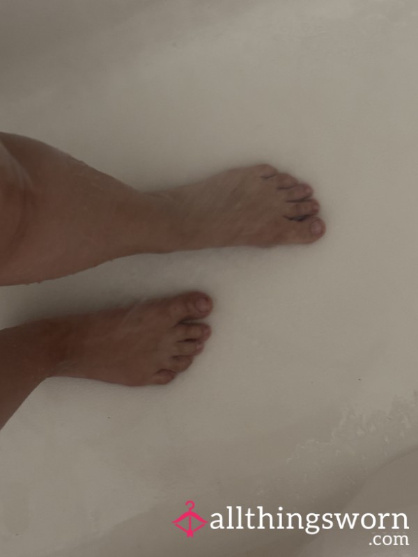 Watch The Shower Hit My Feet
