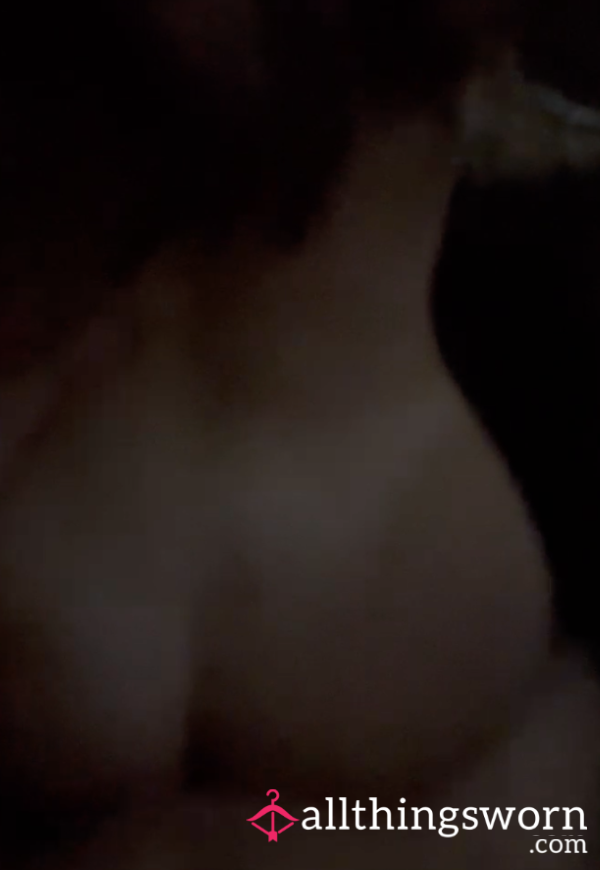 Watch This College Girl Take Back Shots 😘