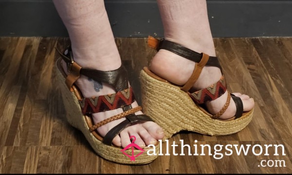 Wedges Joe Brown Size 4