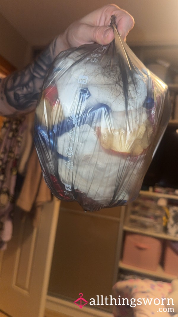 Weeks Worth Of Contents Of My Bathroom Bin 🌍