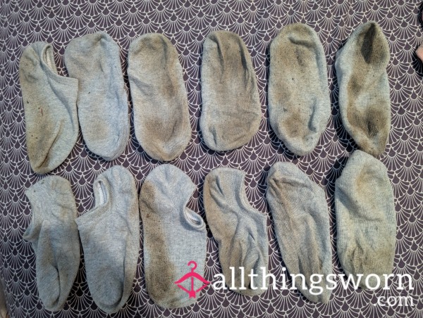 Wel STINKY Bundle Of 6 Pairs  Ankle Socks 🤢🤢 Floor Cleaning And My Smells Hehe Smells Like Bubblegum Rainbow 🌈🌈🌈 Unfortunately Express Postage Isn't Included In The Price