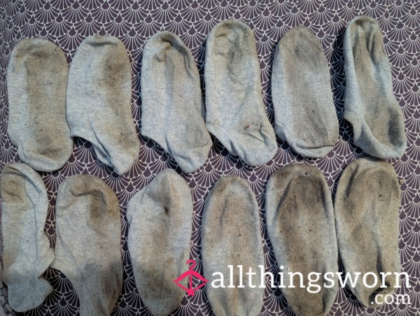 Wel STINKY Bundle Of 6 Pairs  Ankle Socks 🤢🤢 Floor Cleaning And My Smells Hehe Smells Like Bubblegum Rainbow 🌈🌈🌈 Unfortunately Express Postage Isn't Included In The Price