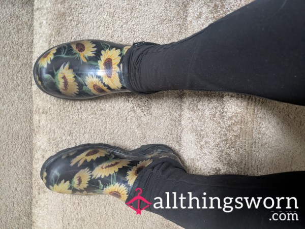 Well Lived In Work Shoes