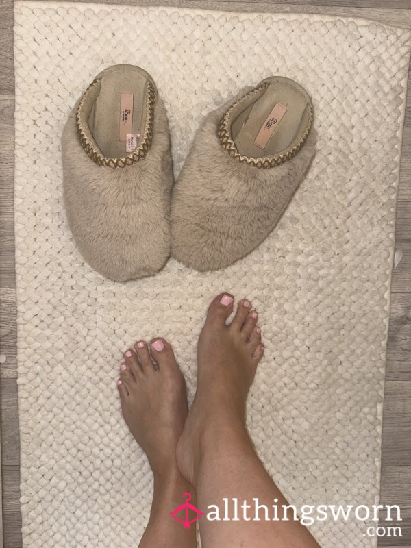 Well-Loved Beige Slippers - Size 4