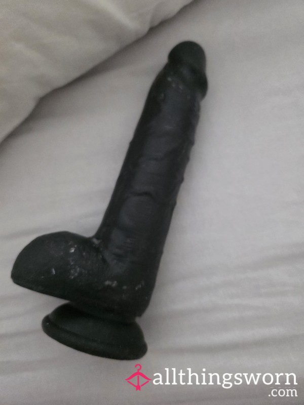 🔥 Well-Loved & Fully Loaded: My Personal Favorite Silicone Di**o (Unwashed) 🔥