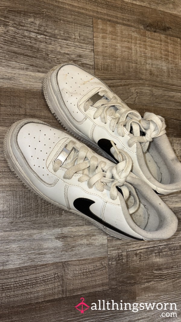 Well Loved Nike Air Force