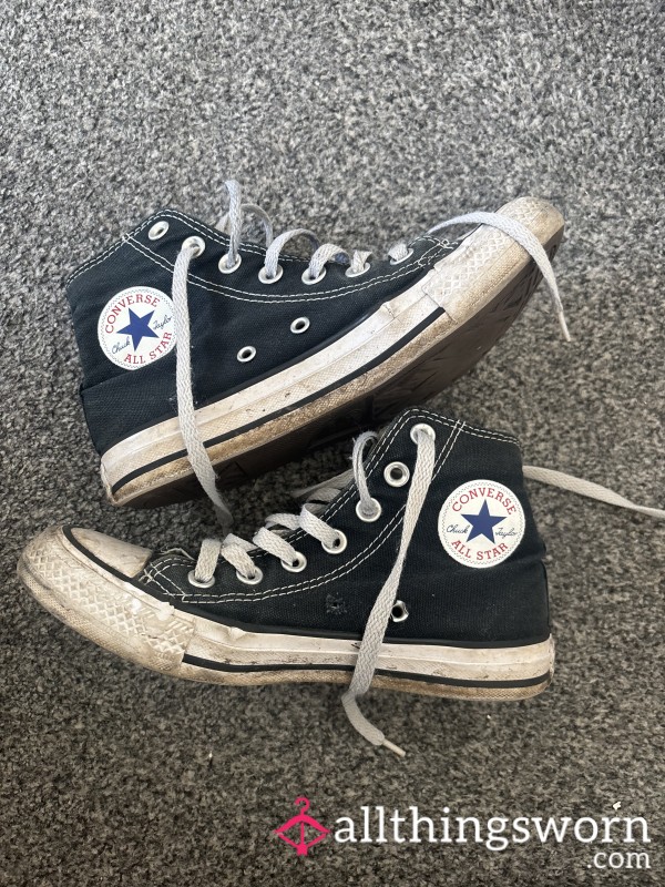 Well-loved Size 3 Black Converse Trainers- Gym And Cardio Worn