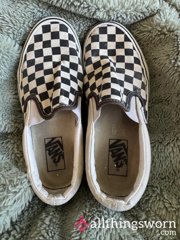 Well Loved Sneakers ✨