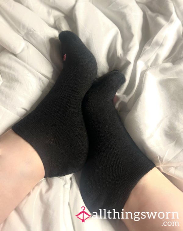 Well Loved SOCKS 🧦 👣