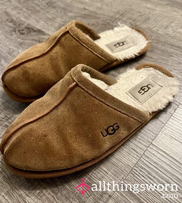 Well Loved Brown Ugg Slippers Size 4