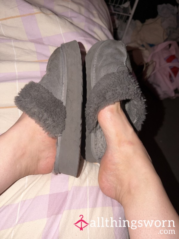 Well Loved Uggs By Dainty Feet