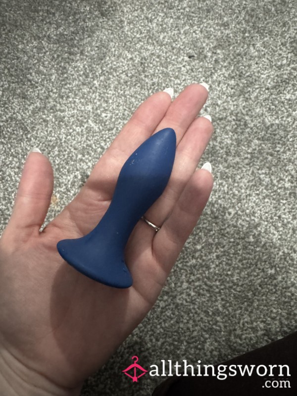 Well Loved Vibrating Bu*t Plug