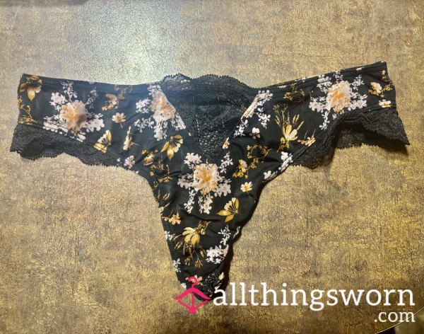Well-Loved Victorias Secret Black And Flor*l Thong Panty With Lace Details: XS
