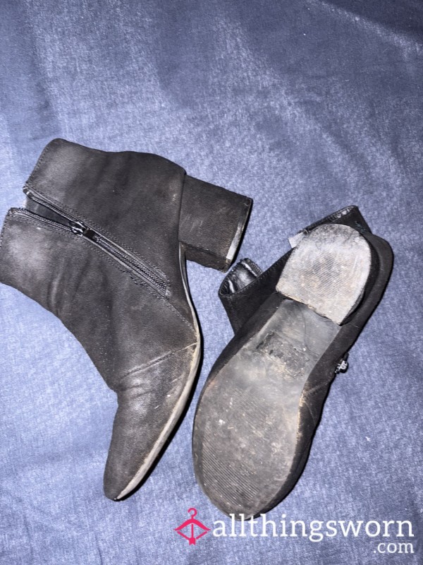 Well-loved & Worn, High Heeled Ankle Boots🖤