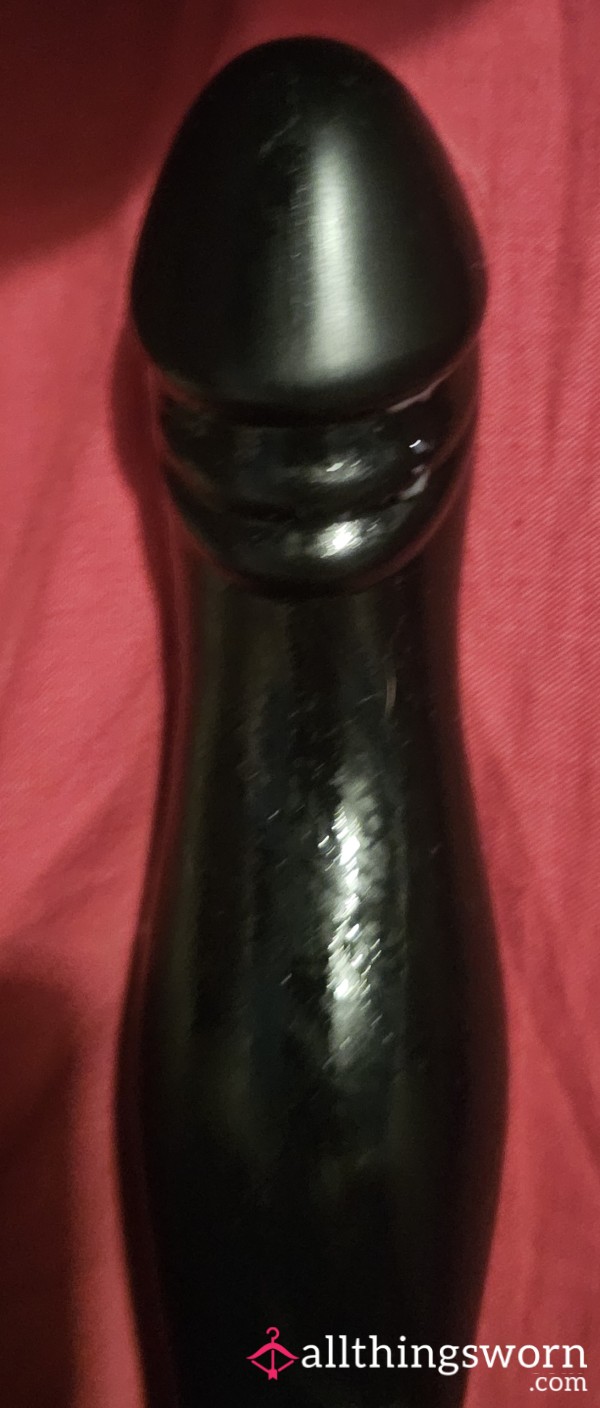 Well Used And Well Loved Di**o S** Toy