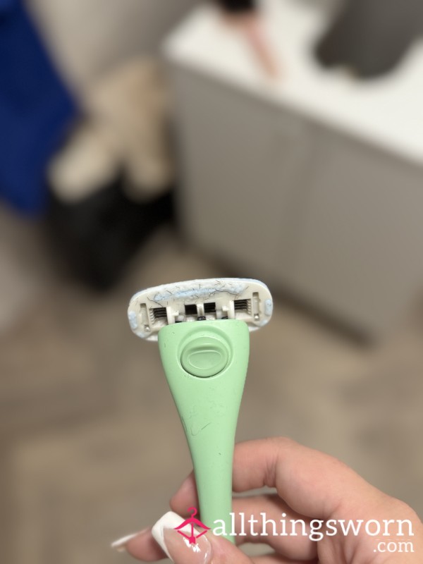 Well Used Estrid Razor Head🐱