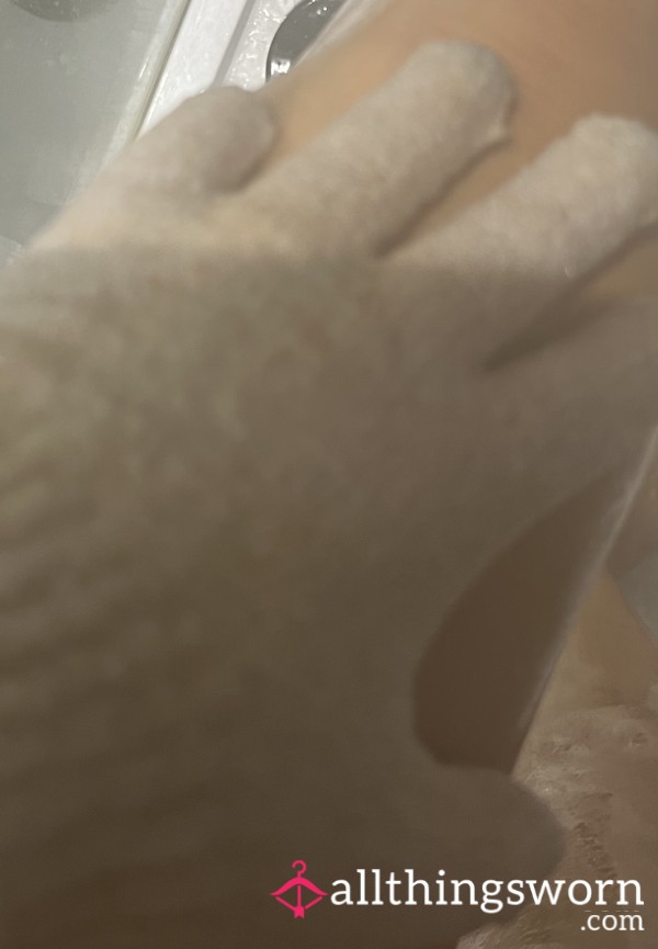 Well Used Exfoliating Gloves