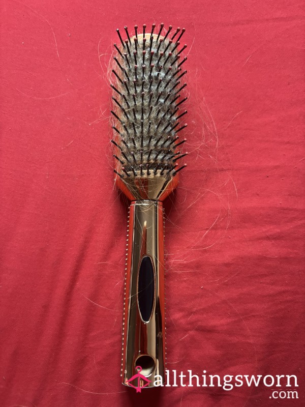 Well Used Hair Brush- Including My Hair😉💋