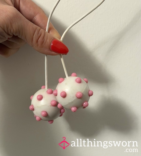 Well Used Jiggle Balls 😋