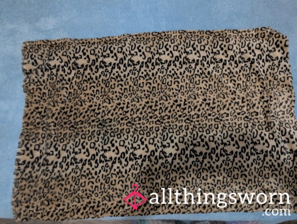Well Used Leopard Print Blanket I Used As A Floor Mat Dirty As Hell You'll Love The Smell 😉😍 STINKY BELIEVE ME