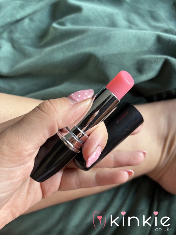 Well Used Lipstick Style Secret Vibrator-perfect For Sissys!💄